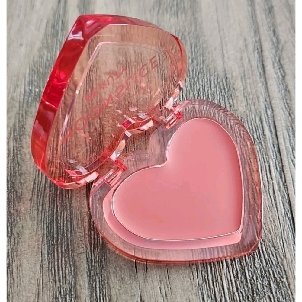 New In Box Heart Shaped MoonSlice Beauty Blush Cream Cutie Pie 0.1 Oz Vegan